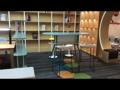 Mesa y silla de biblioteca de madera moderna de BESTON con luz