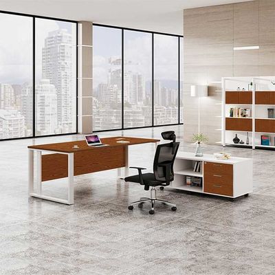 Escritorios de oficina ejecutiva de 1,8 m Color de grano de madera en forma de L Escritorio ejecutivo de CEO