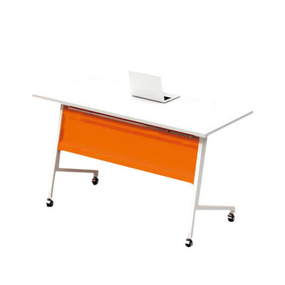 Mesa de entrenamiento plegable naranja para oficina con patas de metal para varias personas