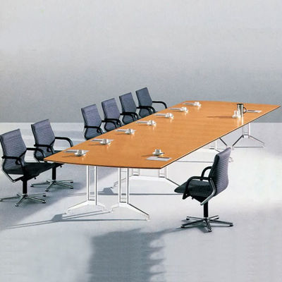 Mesa de conferencias de madera para 10 personas con un espesor de 25 mm y una superficie resistente a los arañazos para reuniones en la sala de juntas