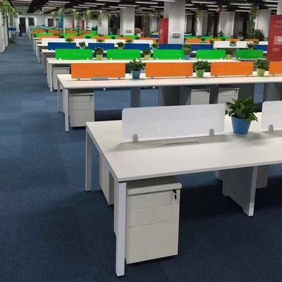 Estación de trabajo de oficina de 4 asientos blanca personalizada Cubicle Personal Escritorio