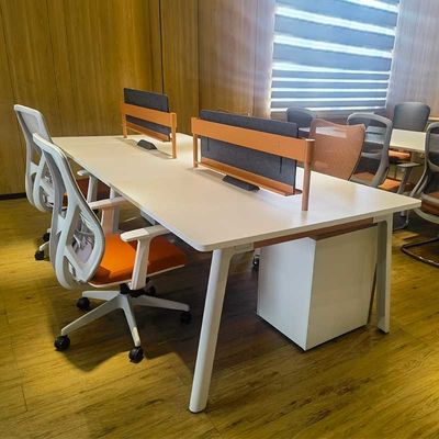 Blanco Modular 4 6 asientos Personas Escritorio Abierto Personal Estaciones de trabajo para muebles de oficina